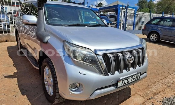 Buy Used Toyota Land Cruiser Prado Silver Car in Nairobi in Nairobi Buy Used Toyota Land Cruiser Prado Silver Car in Nairobi in Nairobi