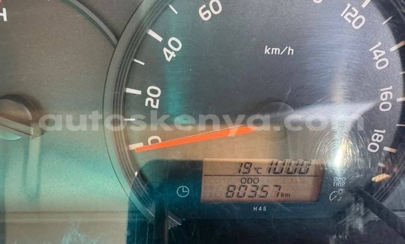 Oofamaa Toyota Grand HiAce Silver Makiinaa iti Nairobi keessatti Nairobi keessatti Oofamaa Toyota Grand HiAce Silver Makiinaa iti Nairobi keessatti Nairobi keessatti