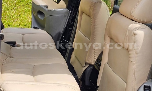 Oofamaa Toyota Land Cruiser Prado Black Makiinaa iti Nairobi keessatti Nairobi keessatti Oofamaa Toyota Land Cruiser Prado Black Makiinaa iti Nairobi keessatti Nairobi keessatti
