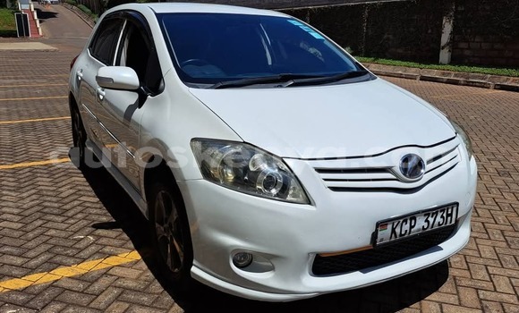 Oofamaa Toyota Auris White Makiinaa iti Nairobi keessatti Nairobi keessatti Oofamaa Toyota Auris White Makiinaa iti Nairobi keessatti Nairobi keessatti
