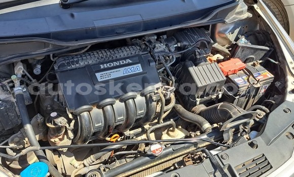 Nunua Ilio tumika Honda Insight Fedha Gari ndani ya Nairobi nchini Nairobi Nunua Ilio tumika Honda Insight Fedha Gari ndani ya Nairobi nchini Nairobi