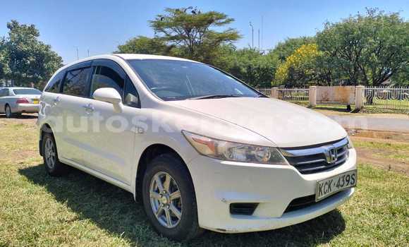 Buy Used Honda Stream White Car in Nairobi in Nairobi
