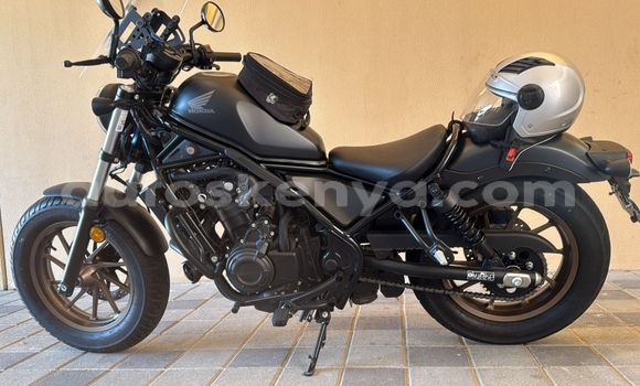Oofamaa Honda Rebel Black Doqdoqqee iti Nairobi keessatti Nairobi keessatti