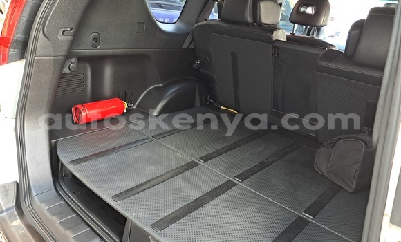 Oofamaa Nissan X–Trail White Makiinaa iti Nairobi keessatti Nairobi keessatti Oofamaa Nissan X–Trail White Makiinaa iti Nairobi keessatti Nairobi keessatti