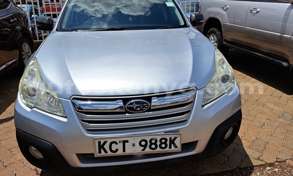 Nunua Ilio tumika Subaru Outback Fedha Gari ndani ya Nairobi nchini Nairobi Nunua Ilio tumika Subaru Outback Fedha Gari ndani ya Nairobi nchini Nairobi
