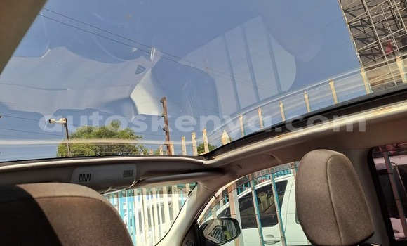 Oofamaa Mitsubishi RVR Blue Makiinaa iti Nairobi keessatti Nairobi keessatti Oofamaa Mitsubishi RVR Blue Makiinaa iti Nairobi keessatti Nairobi keessatti