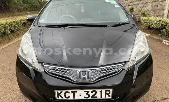 Nunua Ilio tumika Honda Fit Nyeusi Gari ndani ya Machakos nchini Nairobi