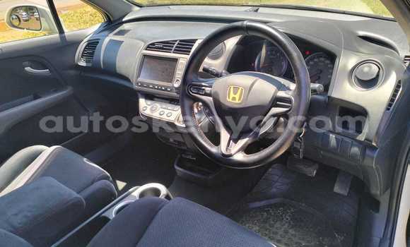 Nunua Ilio tumika Honda Stream Nyeupe Gari ndani ya Nairobi nchini Nairobi Nunua Ilio tumika Honda Stream Nyeupe Gari ndani ya Nairobi nchini Nairobi