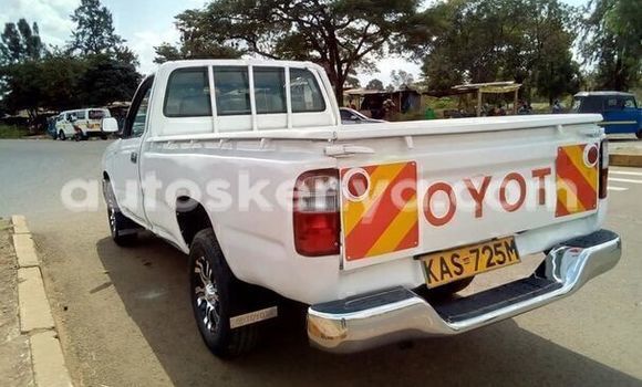 Buy Used Toyota Hilux White Car in Machakos in Nairobi Buy Used Toyota Hilux White Car in Machakos in Nairobi