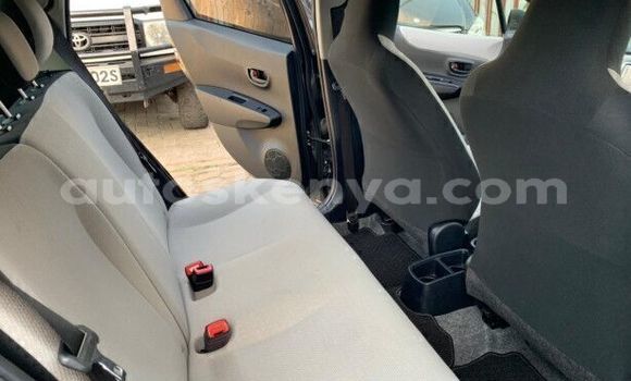 Nunua Ilio tumika Toyota Vitz Nyeusi Gari ndani ya Machakos nchini Nairobi Nunua Ilio tumika Toyota Vitz Nyeusi Gari ndani ya Machakos nchini Nairobi