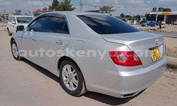 Oofamaa Toyota Mark X Other Makiinaa iti Bute keessatti Northeast Kenya keessatti