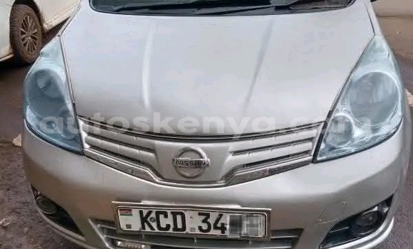 Oofamaa Nissan Note Silver Makiinaa iti Bute keessatti Northeast Kenya keessatti Oofamaa Nissan Note Silver Makiinaa iti Bute keessatti Northeast Kenya keessatti