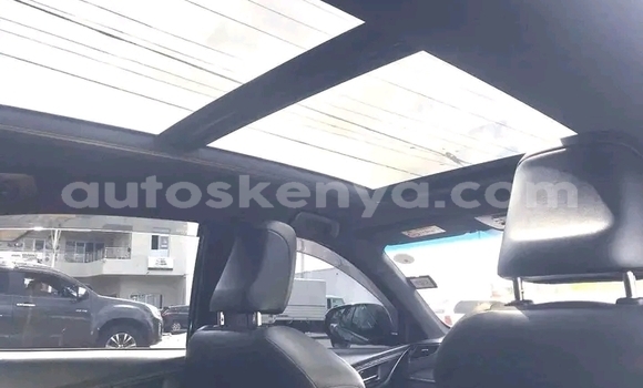 Oofamaa Toyota Harrier Black Makiinaa iti Changamwe keessatti Coast keessatti Oofamaa Toyota Harrier Black Makiinaa iti Changamwe keessatti Coast keessatti