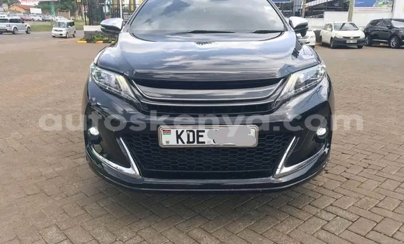 Oofamaa Toyota Harrier Black Makiinaa iti Changamwe keessatti Coast keessatti Oofamaa Toyota Harrier Black Makiinaa iti Changamwe keessatti Coast keessatti