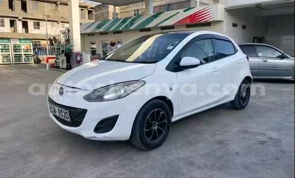 Nunua Ilio tumika Mazda Demio Nyeupe Gari ndani ya Nairobi nchini Nairobi Nunua Ilio tumika Mazda Demio Nyeupe Gari ndani ya Nairobi nchini Nairobi