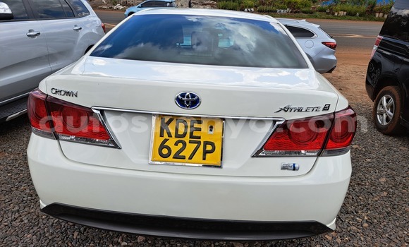 Buy Used Toyota Crown White Car in Nairobi in Nairobi Buy Used Toyota Crown White Car in Nairobi in Nairobi