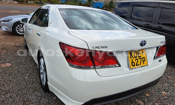 Buy Used Toyota Crown White Car in Nairobi in Nairobi Buy Used Toyota Crown White Car in Nairobi in Nairobi