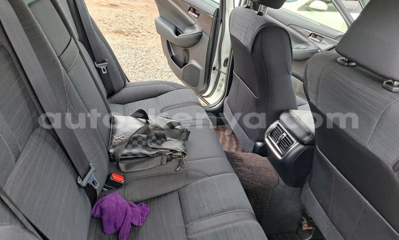 Buy Used Toyota Crown White Car in Nairobi in Nairobi Buy Used Toyota Crown White Car in Nairobi in Nairobi