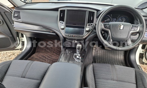 Buy Used Toyota Crown White Car in Nairobi in Nairobi Buy Used Toyota Crown White Car in Nairobi in Nairobi