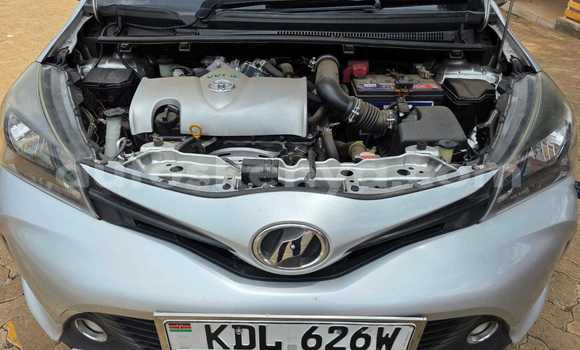 Oofamaa Toyota Vitz Silver Makiinaa iti Nairobi keessatti Nairobi keessatti Oofamaa Toyota Vitz Silver Makiinaa iti Nairobi keessatti Nairobi keessatti