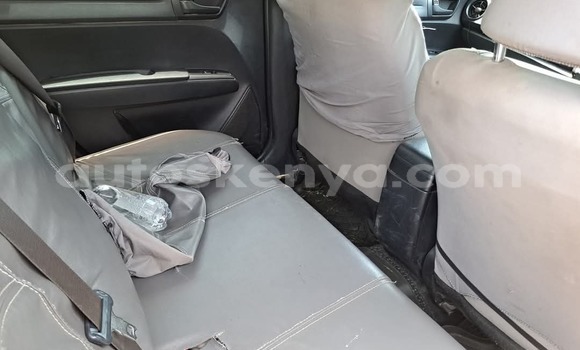 Nunua Ilio tumika Toyota Axio Fedha Gari ndani ya Nairobi nchini Nairobi Nunua Ilio tumika Toyota Axio Fedha Gari ndani ya Nairobi nchini Nairobi