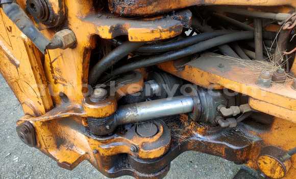 Nunua Ilio tumika Caterpillar 120 Nyingine Lori ndani ya Nakuru nchini Bonde la Ufafanuzi Nunua Ilio tumika Caterpillar 120 Nyingine Lori ndani ya Nakuru nchini Bonde la Ufafanuzi