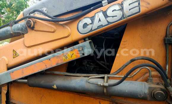 Nunua Ilio tumika Caterpillar 120 Nyingine Lori ndani ya Nakuru nchini Bonde la Ufafanuzi Nunua Ilio tumika Caterpillar 120 Nyingine Lori ndani ya Nakuru nchini Bonde la Ufafanuzi