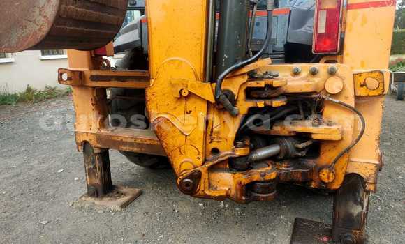 Nunua Ilio tumika Caterpillar 120 Nyingine Lori ndani ya Nakuru nchini Bonde la Ufafanuzi Nunua Ilio tumika Caterpillar 120 Nyingine Lori ndani ya Nakuru nchini Bonde la Ufafanuzi