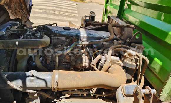 Nunua Ilio tumika Isuzu N–serie Nyeupe Lori ndani ya Nakuru nchini Bonde la Ufafanuzi Nunua Ilio tumika Isuzu N–serie Nyeupe Lori ndani ya Nakuru nchini Bonde la Ufafanuzi