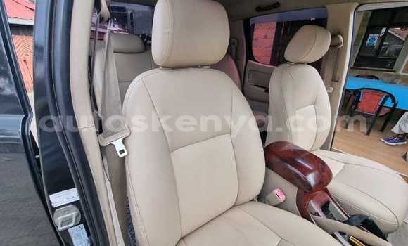 Nunua Ilio tumika Toyota Hillux Nyeusi Lori ndani ya Nakuru nchini Bonde la Ufafanuzi Nunua Ilio tumika Toyota Hillux Nyeusi Lori ndani ya Nakuru nchini Bonde la Ufafanuzi