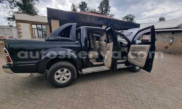 Nunua Ilio tumika Toyota Hillux Nyeusi Lori ndani ya Nakuru nchini Bonde la Ufafanuzi Nunua Ilio tumika Toyota Hillux Nyeusi Lori ndani ya Nakuru nchini Bonde la Ufafanuzi