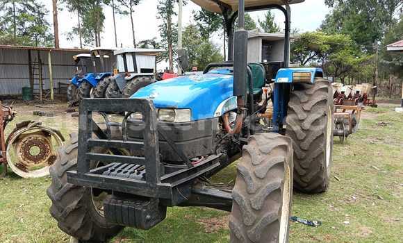 Nunua Ilio tumika Ricomag BW200 Bluu Lori ndani ya Nakuru nchini Bonde la Ufafanuzi Nunua Ilio tumika Ricomag BW200 Bluu Lori ndani ya Nakuru nchini Bonde la Ufafanuzi