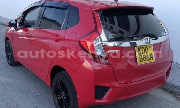 Nunua Ilio tumika Honda Fit Nyekundu Gari ndani ya Machakos nchini Nairobi Nunua Ilio tumika Honda Fit Nyekundu Gari ndani ya Machakos nchini Nairobi