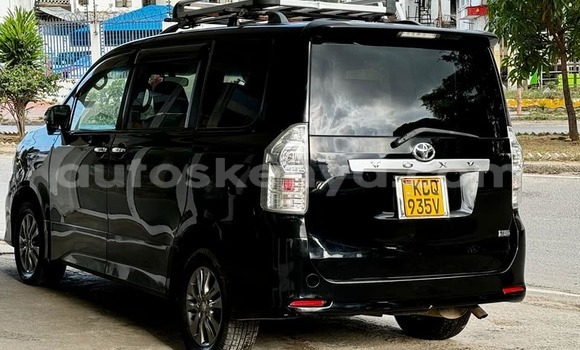 Nunua Ilio tumika Toyota Voxy Nyeusi Gari ndani ya Machakos nchini Nairobi Nunua Ilio tumika Toyota Voxy Nyeusi Gari ndani ya Machakos nchini Nairobi