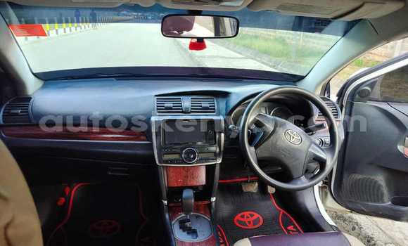 Nunua Ilio tumika Toyota Allion Nyeupe Gari ndani ya Nairobi nchini Nairobi Nunua Ilio tumika Toyota Allion Nyeupe Gari ndani ya Nairobi nchini Nairobi