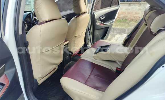 Nunua Ilio tumika Toyota Allion Nyeupe Gari ndani ya Nairobi nchini Nairobi Nunua Ilio tumika Toyota Allion Nyeupe Gari ndani ya Nairobi nchini Nairobi