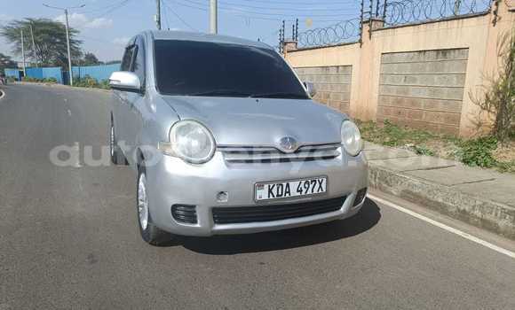 Buy Used Toyota Sienta Silver Car in Nairobi in Nairobi