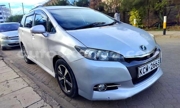 Nunua Ilio tumika Toyota Wish Fedha Gari ndani ya Nairobi nchini Nairobi Nunua Ilio tumika Toyota Wish Fedha Gari ndani ya Nairobi nchini Nairobi