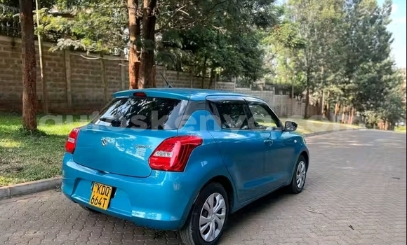 Nunua Ilio tumika Suzuki Swift Bluu Gari ndani ya Nairobi nchini Nairobi Nunua Ilio tumika Suzuki Swift Bluu Gari ndani ya Nairobi nchini Nairobi