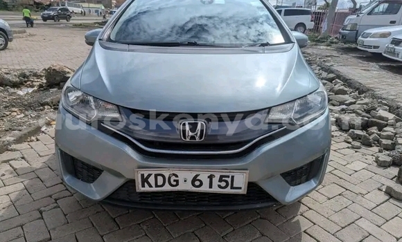 Oofamaa Honda Fit Other Makiinaa iti Bute keessatti Northeast Kenya keessatti Oofamaa Honda Fit Other Makiinaa iti Bute keessatti Northeast Kenya keessatti