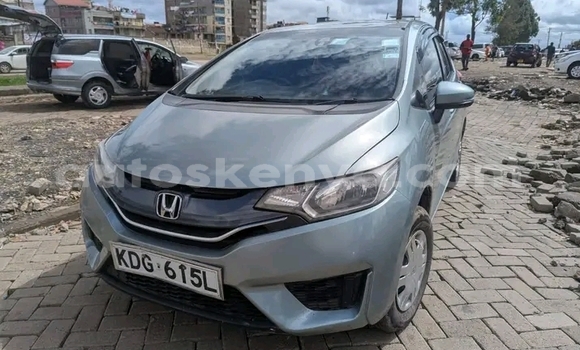 Oofamaa Honda Fit Other Makiinaa iti Bute keessatti Northeast Kenya keessatti Oofamaa Honda Fit Other Makiinaa iti Bute keessatti Northeast Kenya keessatti