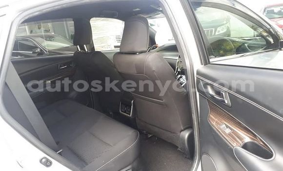 Nunua Ilio tumika Toyota Harrier Fedha Gari ndani ya Mombasa nchini Kenya ya Pwani Nunua Ilio tumika Toyota Harrier Fedha Gari ndani ya Mombasa nchini Kenya ya Pwani