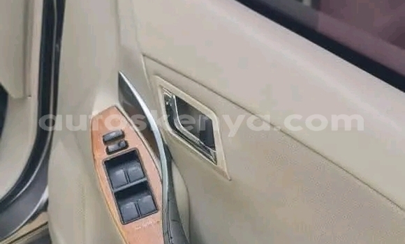 Oofamaa Toyota Premio Other Makiinaa iti Kitengela keessatti Nairobi keessatti