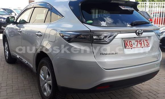 Nunua Ilio tumika Toyota Harrier Fedha Gari ndani ya Mombasa nchini Kenya ya Pwani Nunua Ilio tumika Toyota Harrier Fedha Gari ndani ya Mombasa nchini Kenya ya Pwani