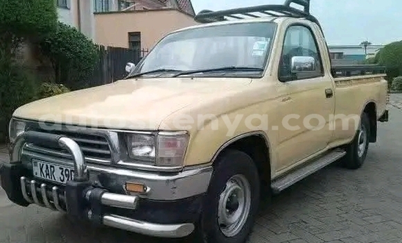 Oofamaa Toyota Hilux Other Makiinaa iti Changamwe keessatti Coast keessatti Oofamaa Toyota Hilux Other Makiinaa iti Changamwe keessatti Coast keessatti