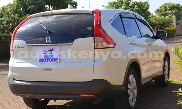 Oofamaa Honda CR–V White Makiinaa iti Kiambu keessatti Central Kenya keessatti Oofamaa Honda CR–V White Makiinaa iti Kiambu keessatti Central Kenya keessatti