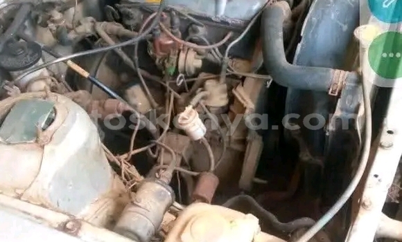 Nunua Ilio tumika Toyota Corolla Nyingine Gari ndani ya Changamwe nchini Pwani