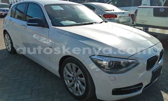 Oofamaa BMW 1er White Makiinaa iti Mombasa keessatti Coastal Kenya keessatti