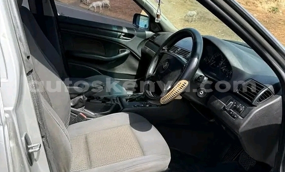 Oofamaa BMW 321 Other Makiinaa iti Changamwe keessatti Coast keessatti Oofamaa BMW 321 Other Makiinaa iti Changamwe keessatti Coast keessatti