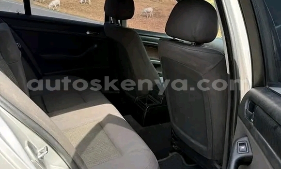 Oofamaa BMW 321 Other Makiinaa iti Changamwe keessatti Coast keessatti Oofamaa BMW 321 Other Makiinaa iti Changamwe keessatti Coast keessatti